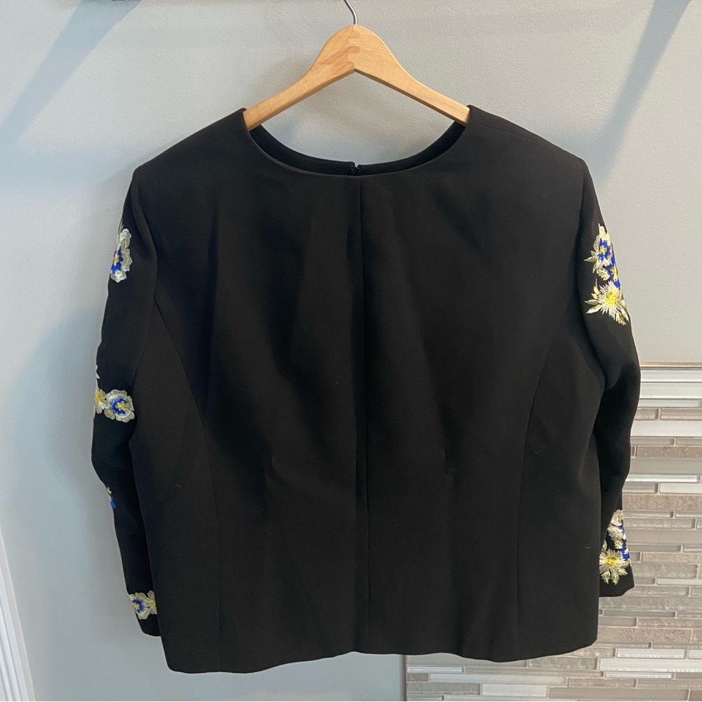 Unique Designer Plus-Size Jacket With Embroidered… - image 2